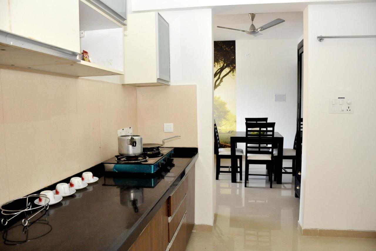 2Bhk Lake View Apartment لافاسا المظهر الخارجي الصورة